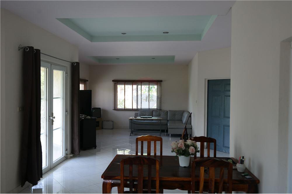 for sale in Phetchaburi for rent condo house land